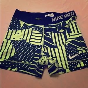 NIKE dri-fit workout tights!